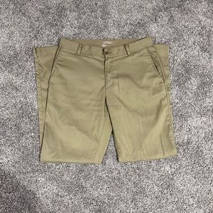 Nike dri fit golf performance pants 32x32. Non smoking